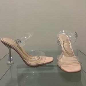 Gianni Bini Kirrah Clear Heel Vinyl strappy flared heel